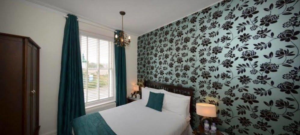 Bamboo Guesthouse Bournemouth Dış mekan fotoğraf